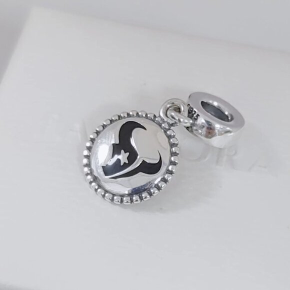 Pandora Houston Texans Football Team Exclusive Dangle Charm with box - Picture 4 of 4